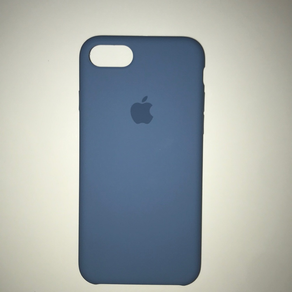 SILICONE APPLE IPHONE CASE- color: azure